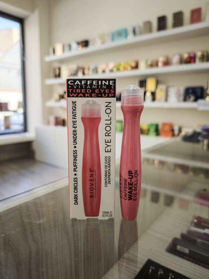 BIOVÉNE- CONTORNO DE OJOS VITAMINA E Y CAFEINIA